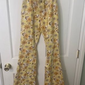 Bell bottom jeans with flowers